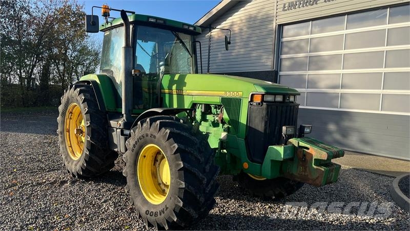 John Deere 8300 Pæn regulær traktor med rigtig gode dæk på. Traktorok