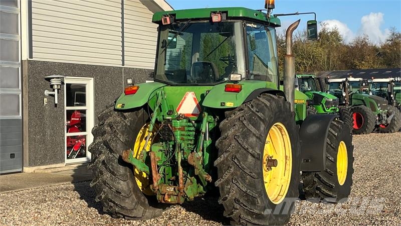 John Deere 8300 Pæn regulær traktor med rigtig gode dæk på. Traktorok