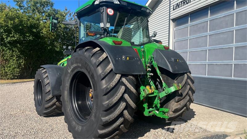 John Deere 8R340 Signature Edition med alt udstyr Трактори