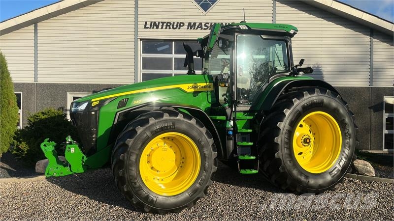 John Deere 8R340 Signature Edition med alt udstyr Traktorok