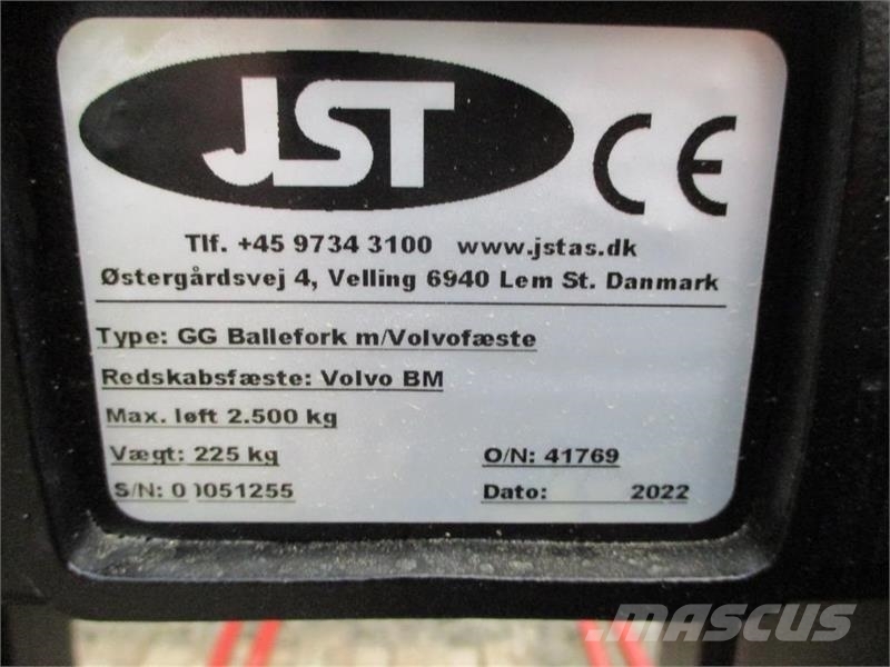 JST Halmspyd med overbygning og Volvo beslag til gummi Cucharones