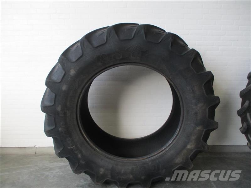 Kleber 620/70R42 Renkaat ja vanteet