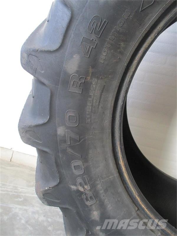Kleber 620/70R42 Renkaat ja vanteet