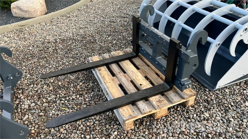 Kramer KL25.5T TILBUD med teleskoparm, så den har stor ræ 伸缩臂叉装车|叉装车