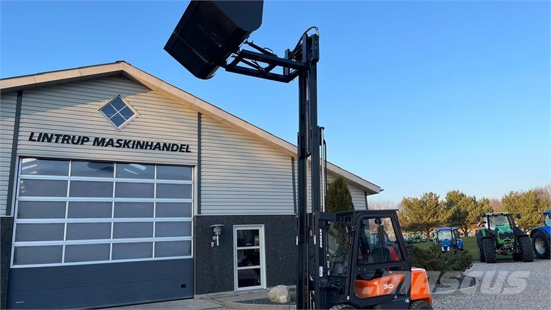Limas TRUCK SKOVL 2m bred. til montering på pallegafler Diesel gaffeltrucks