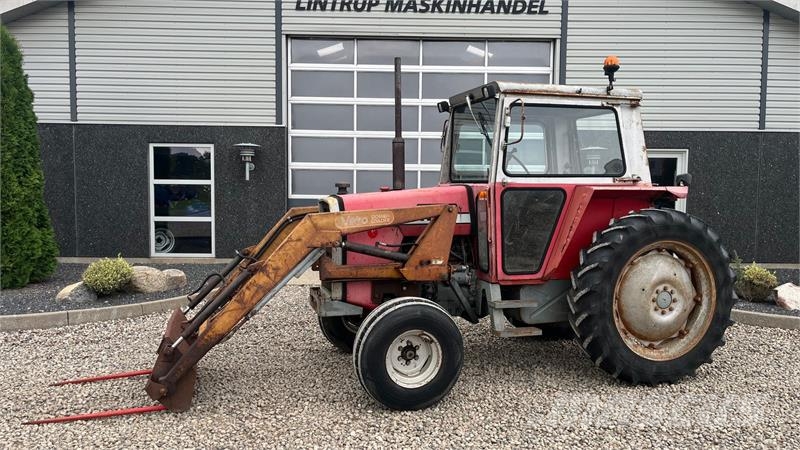 Massey Ferguson 575 Med frontlæsser Traktoren