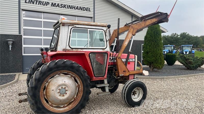 Massey Ferguson 575 Med frontlæsser Traktoren