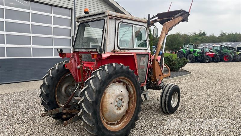 Massey Ferguson 575 Med frontlæsser Traktoren