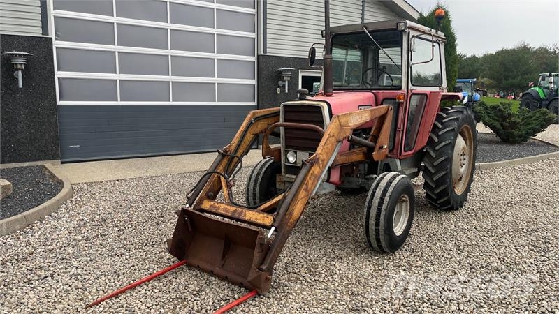 Massey Ferguson 575 Med frontlæsser Traktoren