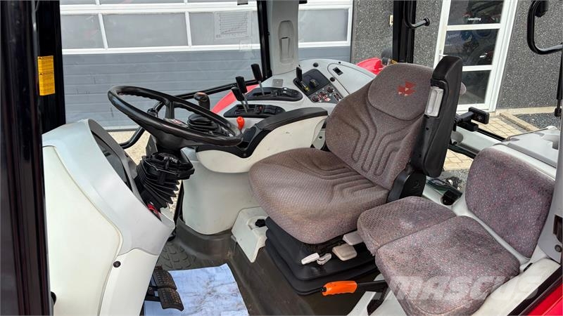 Massey Ferguson 6480 Dynashift الجرارات