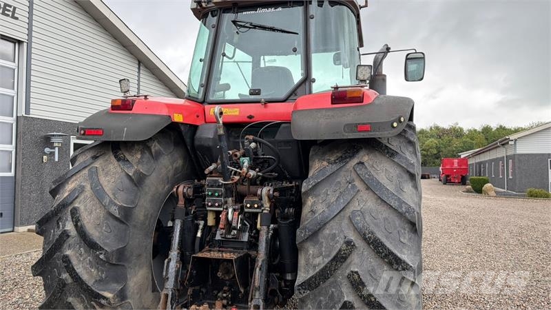 Massey Ferguson 8280 PowerControl. Stor stærk traktor til små peng トラクター