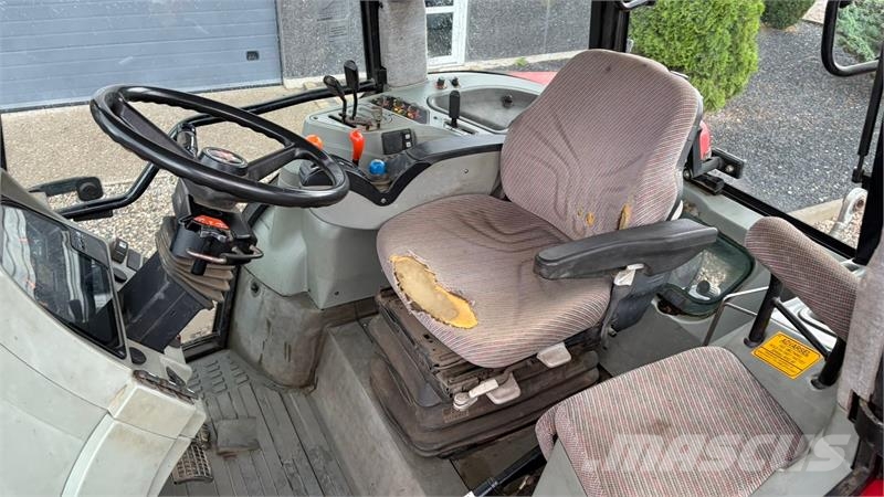 Massey Ferguson 8280 PowerControl. Stor stærk traktor til små peng トラクター