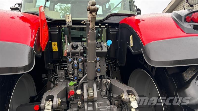 Massey Ferguson 8737 Dyna VT med frontlift. 트랙터