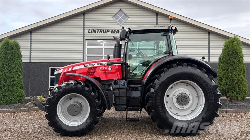 Massey Ferguson 8737 Dyna VT med frontlift. 트랙터