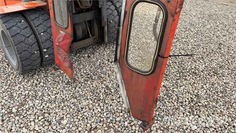Massey Ferguson Sekura Kabine Kabine / Styrtbøjle som er afmontere ملحقات الحصادات