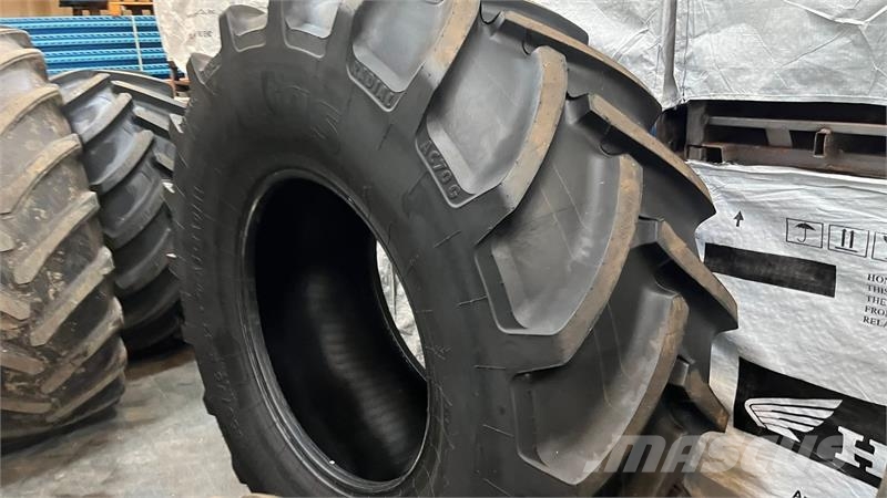 Mitas 650/75R32 Fabriksnye afmonterings dæk Pneus, rodas e aros