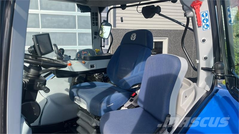 New Holland T6.165 AutoCommannd med frontlift Traktorer