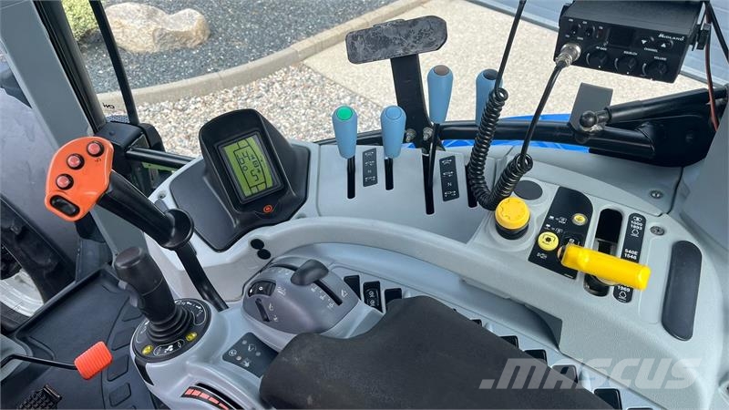 New Holland T7.165S Med frontlift Traktorer