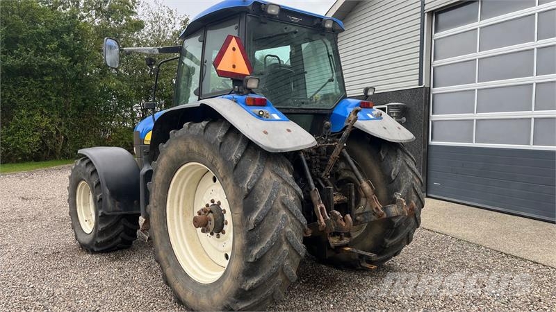 New Holland TM190 SS med frontlift Traktoren