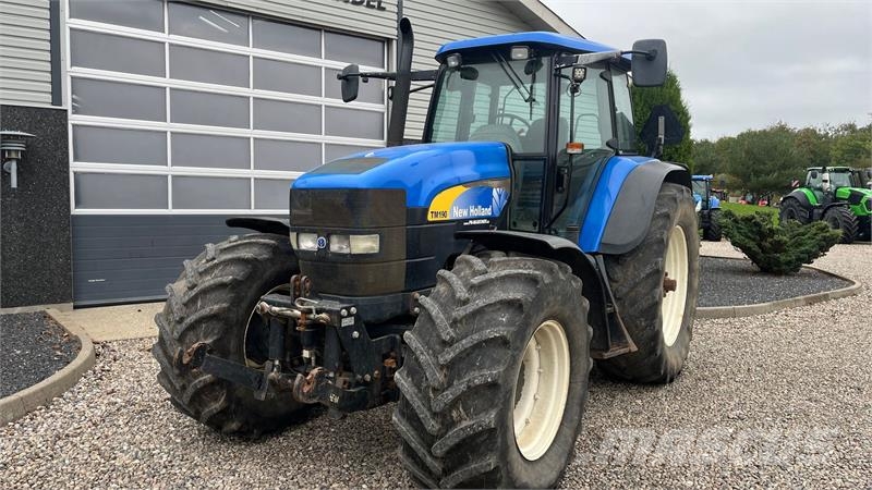 New Holland TM190 SS med frontlift Traktoren
