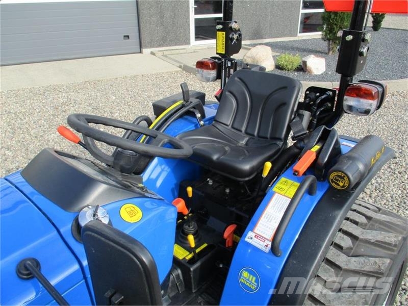 Solis 26 6+2 gearmaskine med Servostyrring og Industri h Traktorer