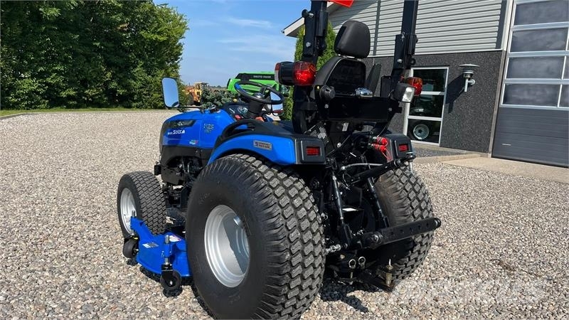 Solis 26 HST Hydrostat Turf hjul og klipperbord Traktory