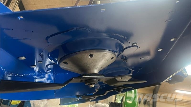 Solis 26 HST Hydrostat Turf hjul og klipperbord Traktory