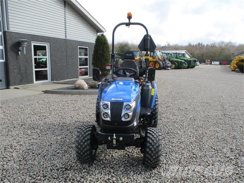 Solis H26 HST Garden Pro Dæk Trattori compatti