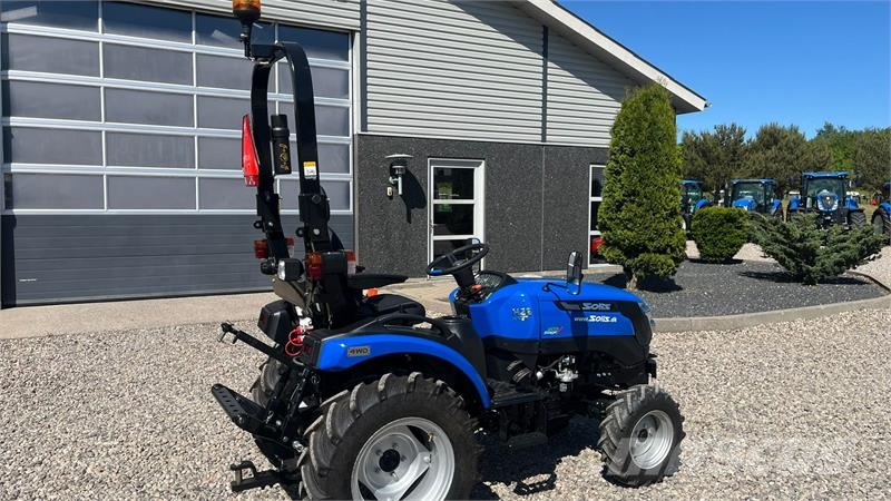Solis H26 HST Hydrostat med Traktor dæk 트랙터