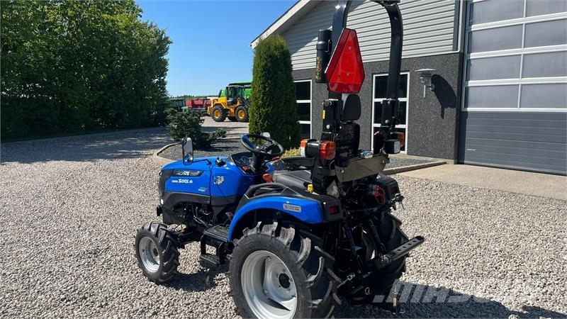 Solis H26 HST Hydrostat med Traktor dæk 트랙터