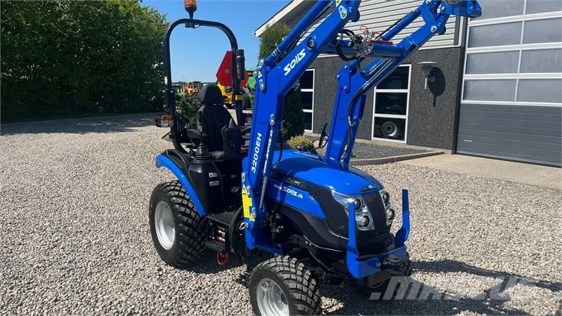 Solis H26 HST Med Frontlæsser og GardenPro dæk Traktoren