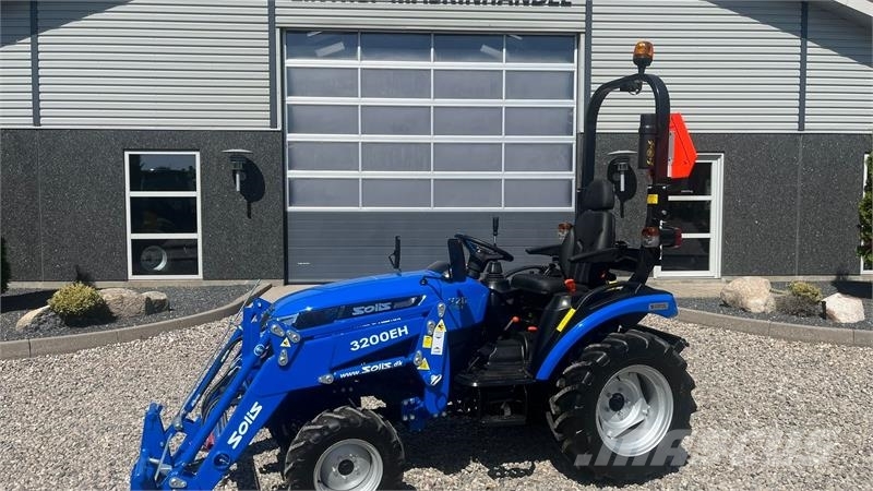Solis H26 HST Med Frontlæsser Tractoren
