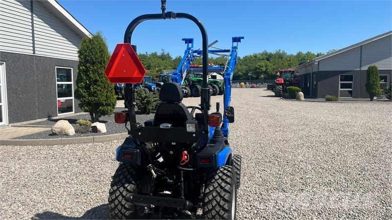 Solis H26 HST Med Frontlæsser og GardenPro dæk Traktoren