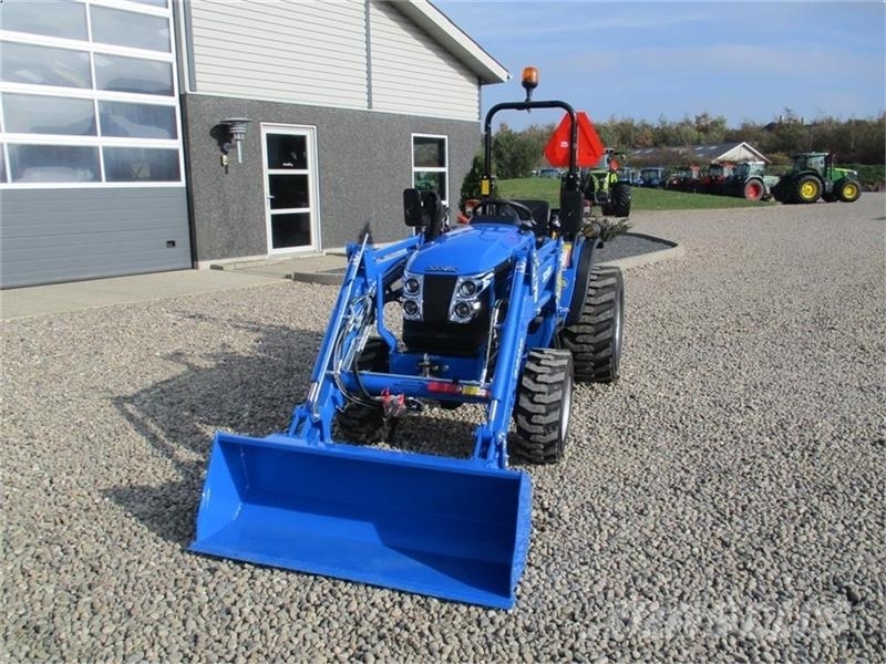 Solis S26 6+2 gearmaskine med Servostyring og fuldhydrau Traktorer