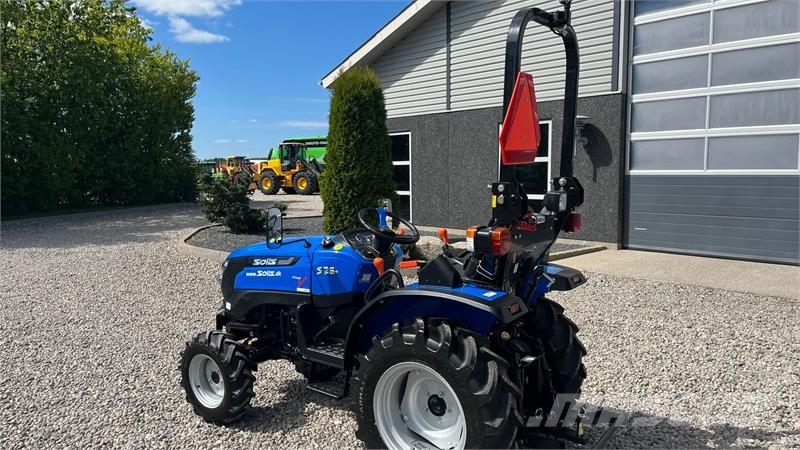Solis S26 6+2 Gearmaskine med Servostyring og brede trak Traktoriai