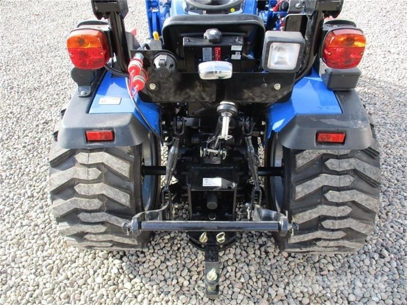 Solis S26 6+2 gearmaskine med Servostyring og fuldhydrau Traktorer