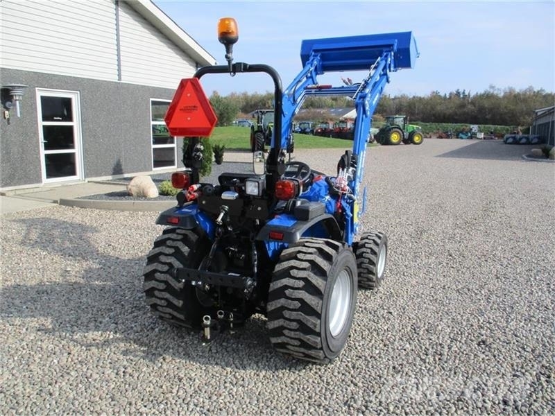 Solis S26 6+2 gearmaskine med Servostyring og fuldhydrau Traktorer
