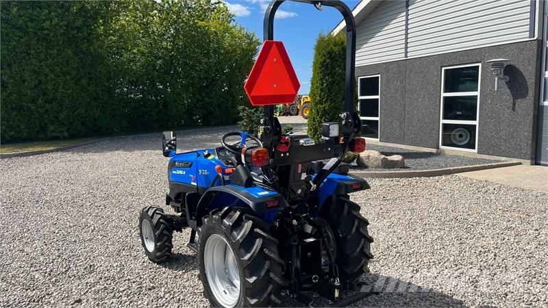 Solis S26 6+2 Gearmaskine med Servostyring og brede trak Traktoriai