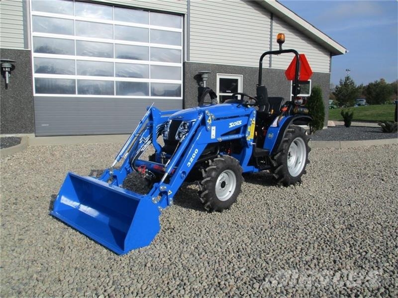 Solis S26 6+2 gearmaskine med Fuldhydraulisk frontlæsser Traktory