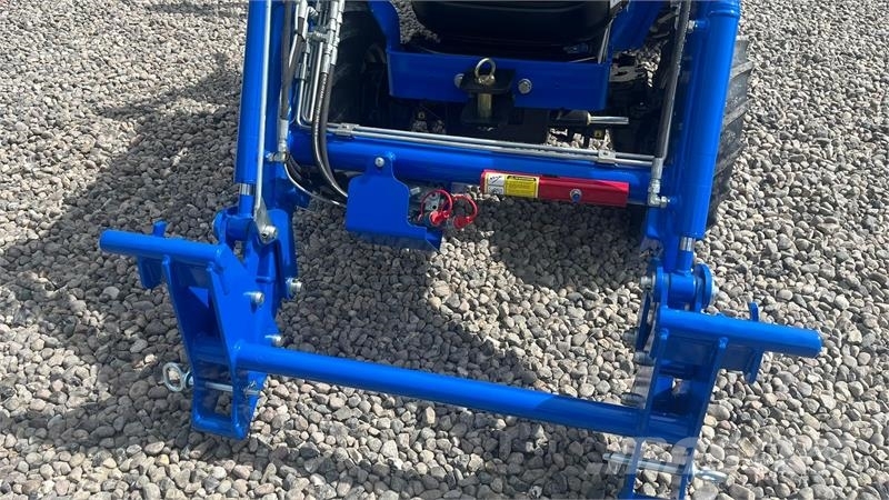 Solis S26 6+2 gearmaskine med Fuldhydraulisk frontlæsser Tractors