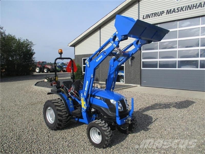Solis S26 6+2 gearmaskine med Servostyring og fuldhydrau Traktorer