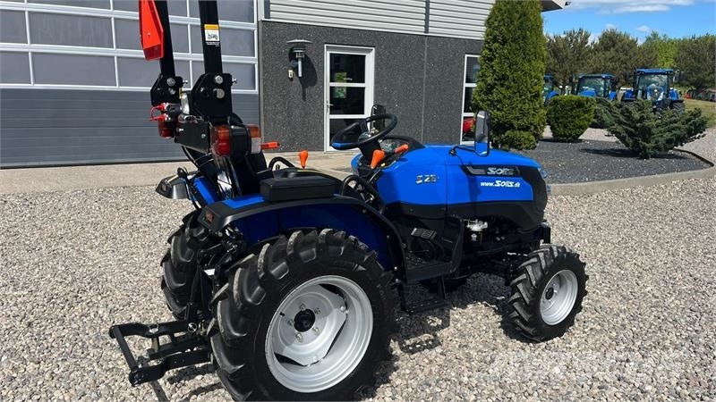 Solis S26 6+2 Gearmaskine med Servostyring og brede trak Traktoriai