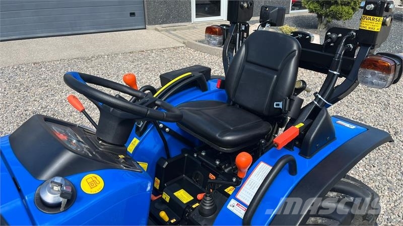 Solis S26 6+2 Gearmaskine med Servostyring og brede trak Traktoriai