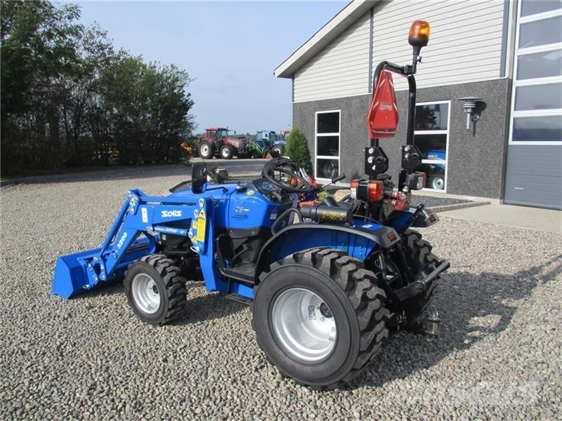 Solis S26 6+2 gearmaskine med Servostyring og fuldhydrau Traktorer