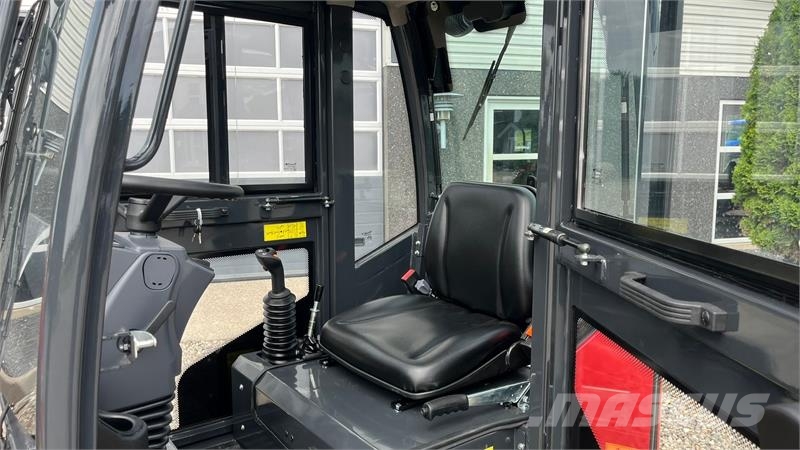 Thaler 2230S Med Kabine, brede hjul og euro-skifte Minilastare