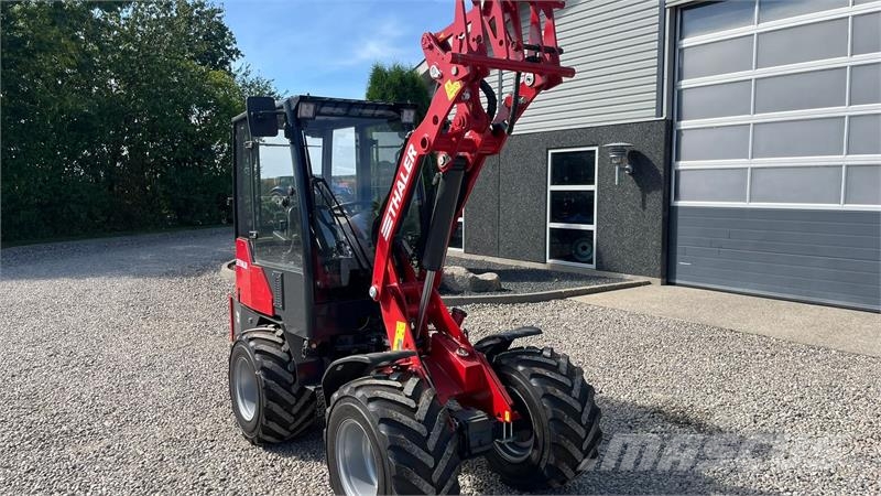 Thaler 2438L DPF Kabine og brede hjul Mini utovarivači