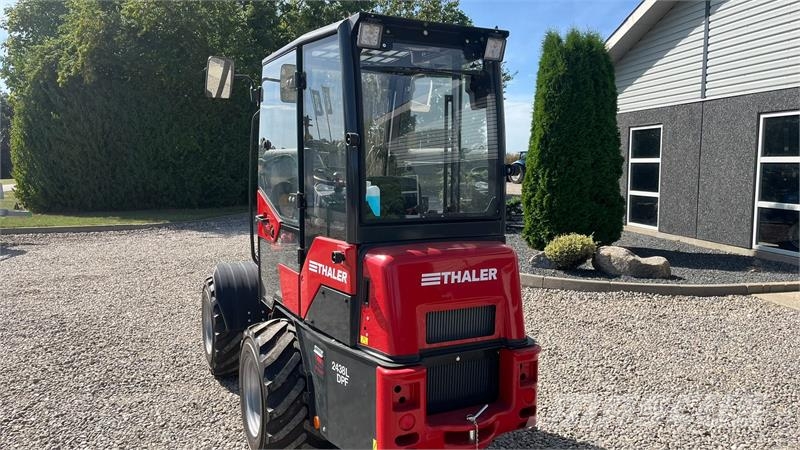 Thaler 2438L DPF Kabine og brede hjul Mini utovarivači