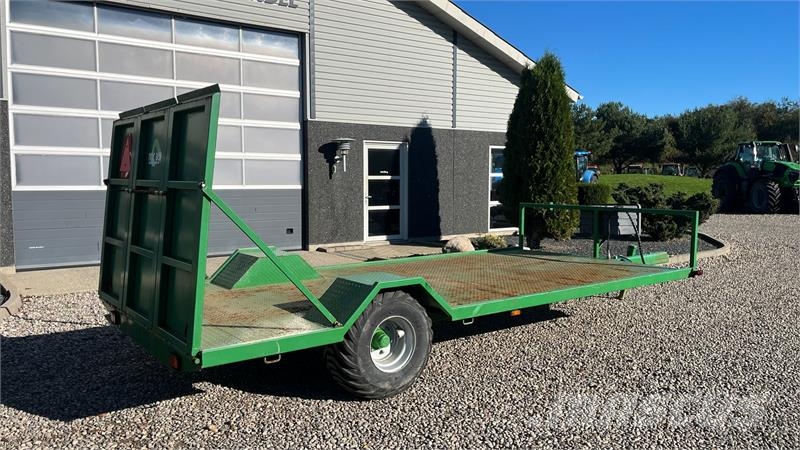 Ukendt Transportvogn Обычные тракторные прицепы