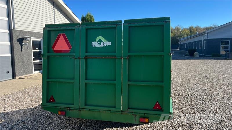 Ukendt Transportvogn Обычные тракторные прицепы