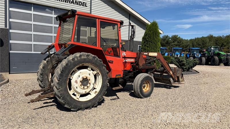 Valmet 705 Med Turbo og frontlæsser Tratores Agrícolas usados